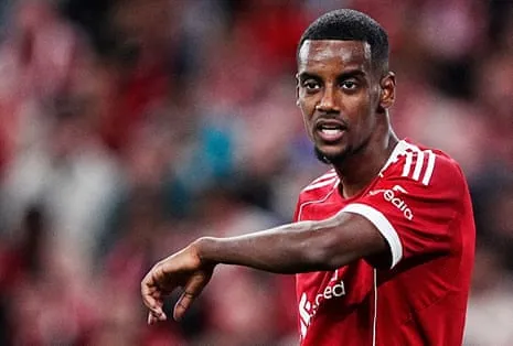 Isak's Debut Offers Star Power Amid Evident Lack of Match Fitness