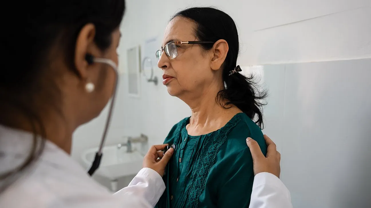 Study Uncovers Unexpected Causes of Heart Attacks for Ladies Younger Than 65