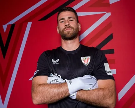 El portero Simón: ‘Conseguir una copa con el Athletic me completa mucho más que diez trofeos fuera de aquí’